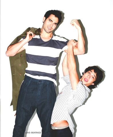 Fichier:Hoechlin181.jpg