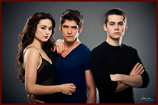Fichier:Teen-Wolf-Season-2-Cast-Picture-2.jpg