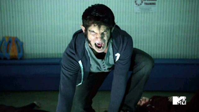 File:Scott Werewolf lighter.png