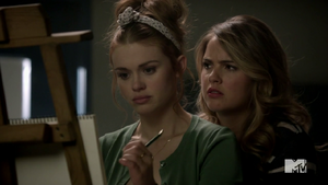 405 Lydia + Malia.png