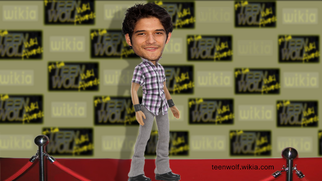 File:Posey Red Carpet.png