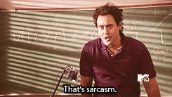 Tumblr m723pzvCHk1qjvfkco1 250.gif
