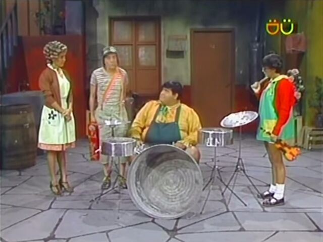 Archivo:La orquesta (1980).jpg