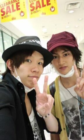 File:Satouandtoyonagawhatisthis.jpg