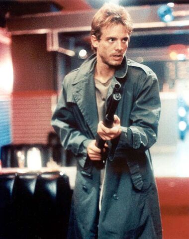 Файл:Kyle Reese T1.jpg
