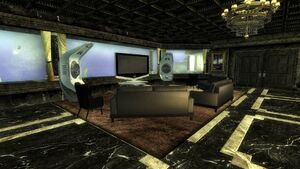Commander Apartment Living Room