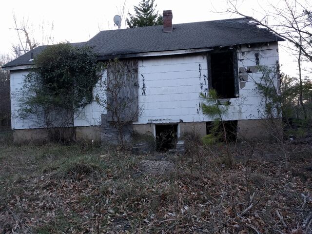 File:Burned Out House 1.jpg