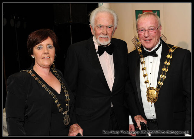 File:Grainne Maguire, Barry Cassin and Fingal Mayor Gerry McGuire.jpg