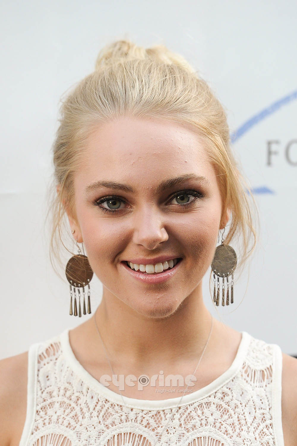 date gorgeous night makeup The AnnaSophia Carrie powered Diaries FANDOM Robb Wiki date gorgeous night makeup The AnnaSophia Carrie powered Diaries FANDOM Robb Wiki