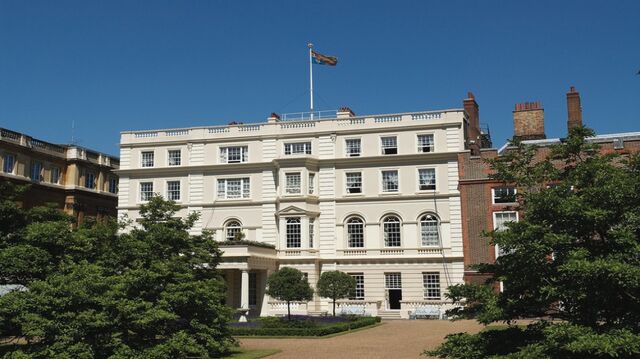 File:Clarence House.jpg