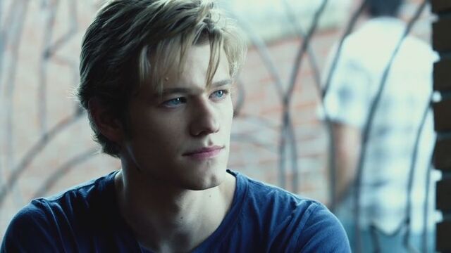 File:Liammyhero.jpg