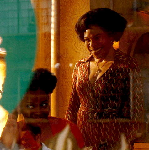 File:Adelegif1.gif