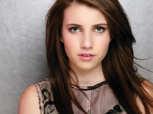 File:Emma-roberts-329-2.jpg