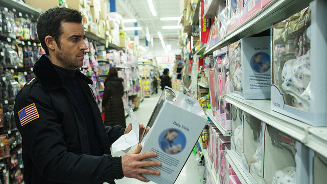 File:1x04 KevinBuyingDoll.jpg