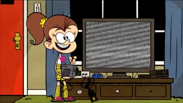 Arquivo:S1E01A.F-E.jpg