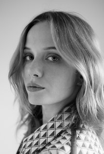 File:Nóra Hörich.jpg