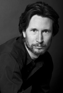 File:Jonathan aris 1.jpg