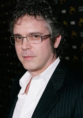 File:Brannon-Braga.jpg