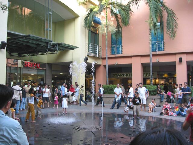 File:BugisStreet006.jpg