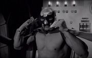 The-Strain-S2E4-The-Silver-Angel