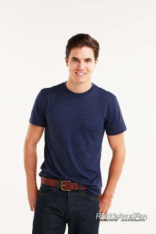 File:Robbie Amell 103.jpg