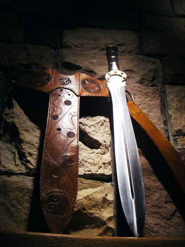 File:Maxsword.jpg