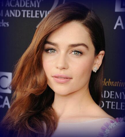 File:Emilia-CLarke.jpg