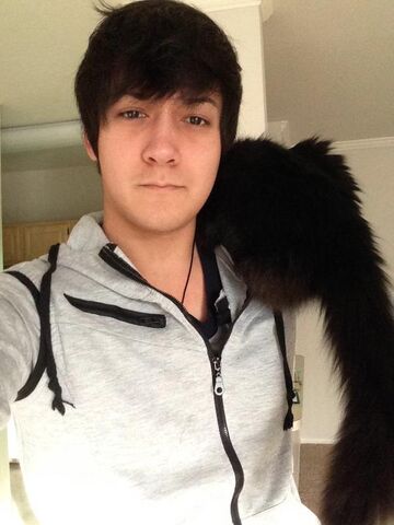 File:Katselfie.jpg