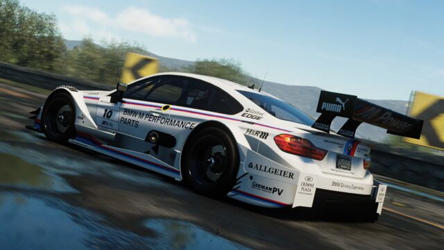 File:BMW M4 CIRCUIT.jpg