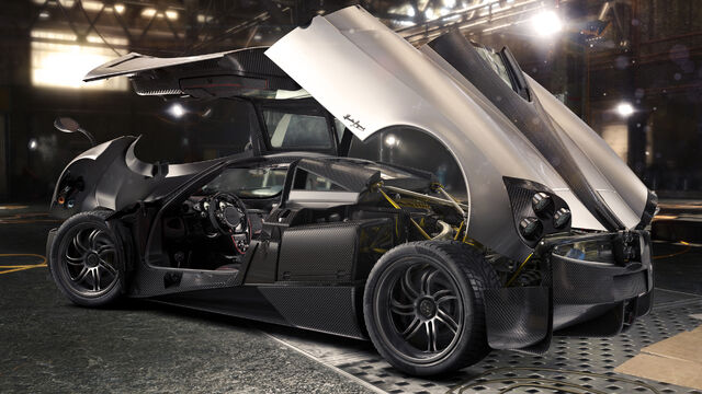 File:PAGANI HUAYRA full big.jpg