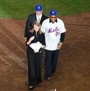 220px-Willie Mays 2008-09-28