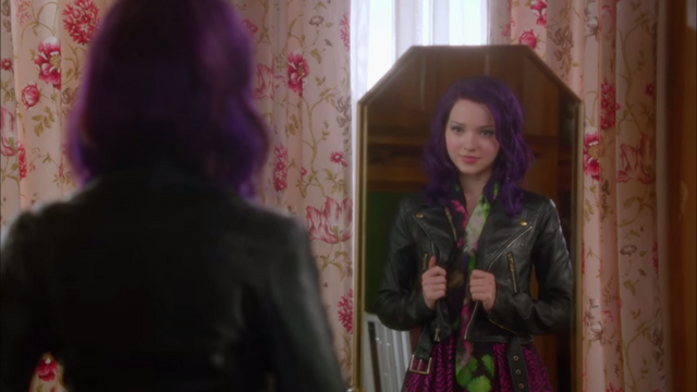 File:If Only-Dove Cameron58.png