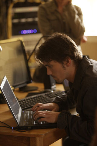File:1.07-SeanComputer.jpg