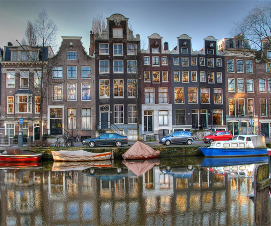 File:Amsterdam.jpg