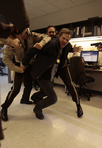File:The Following 1x13-3.jpg