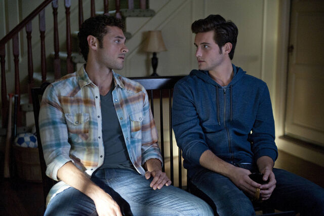 File:1x03 JacobAndPaul.jpg