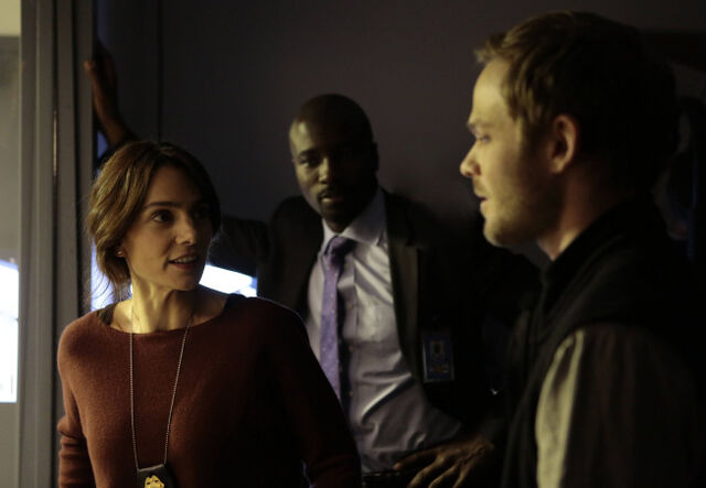 File:The Following 1x13-2.jpg
