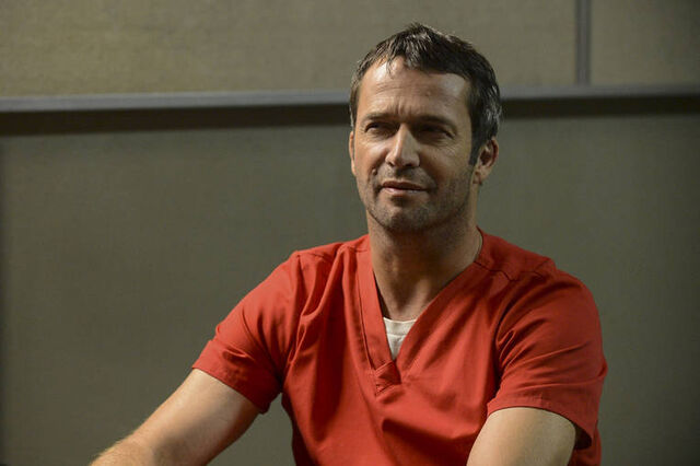 File:1x02 CarrollInAJumpsuit.jpg