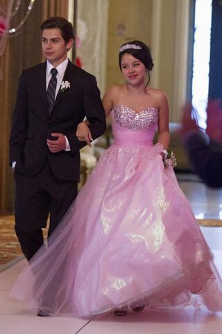 File:The fosters 11.jpg