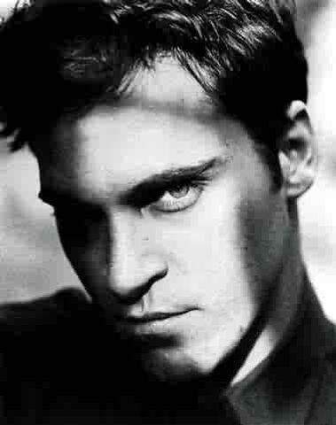 File:Joaquin phoenix 99.jpg