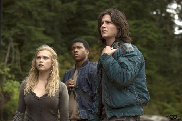 File:Clarke-Wells-Finn-Earth-Kills.jpg