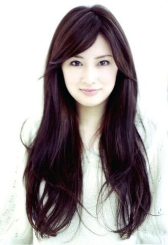 File:Long-dark-brown-hair-with-bangs.jpg