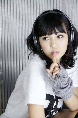 File:Cute-asian-hair-short-black-wavy-with-straight-bangs-570x861 large.jpg