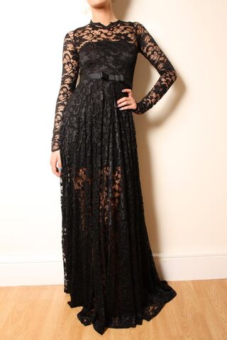 File:Black lacey dress.jpg