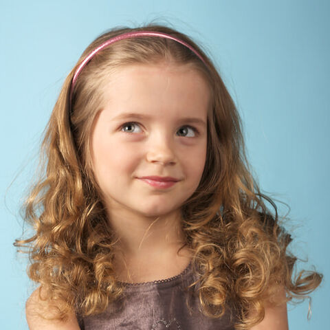 File:Curly-hair-with-headband mini.jpg