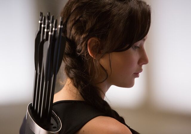 File:Hunger-games-catching-fire-lawrence katniss.jpg