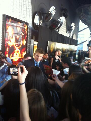 File:Hunger Games Premiere 1.jpg