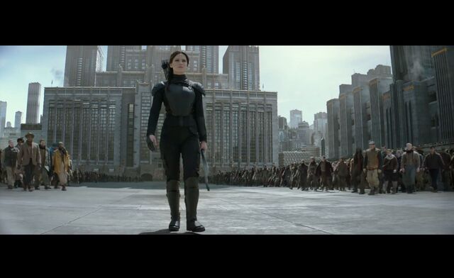 File:Katniss in her Mockingjay Suit.jpeg