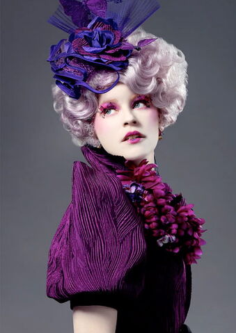File:Effie trinket promo.jpg