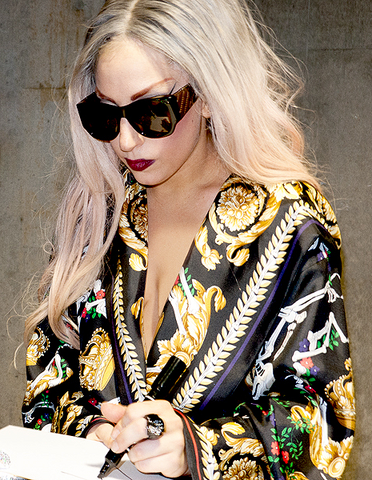 File:Lady Gaga BTWB pn.png